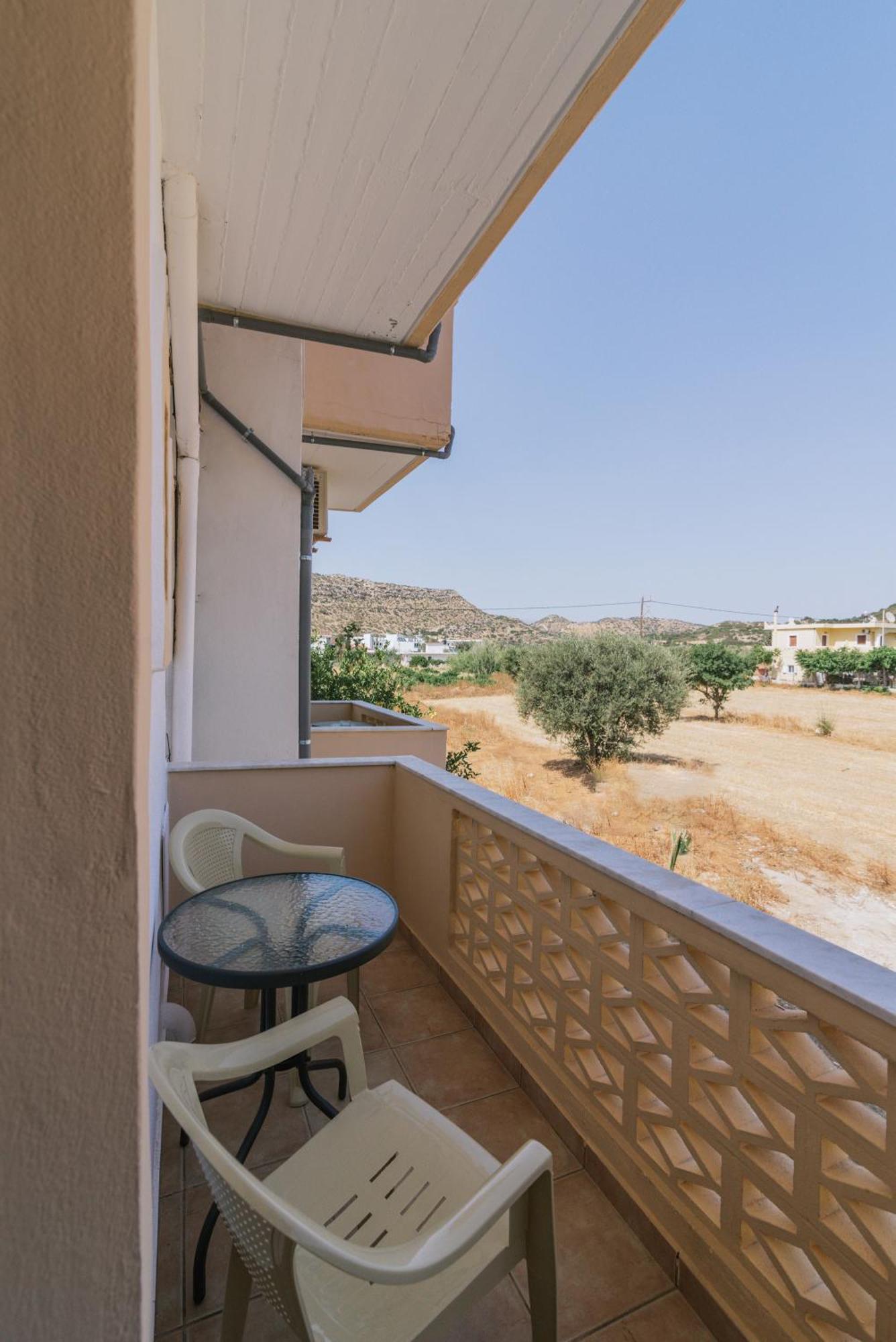 Matala Bay Hotel & Apartments Room photo